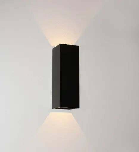DS Design verlichting 5x5x15cm (LED 2x 2,3W 2700K 2x 230lm)